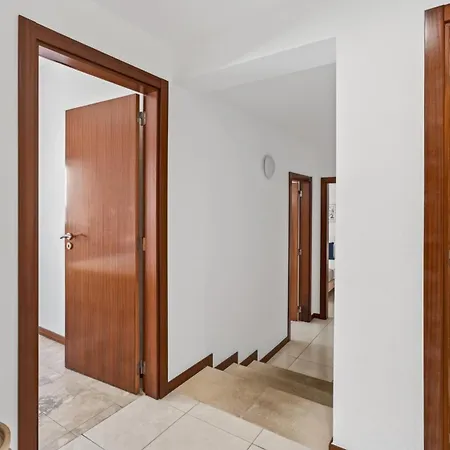 Semesterbostad Casa Marina Near By Lovelystay