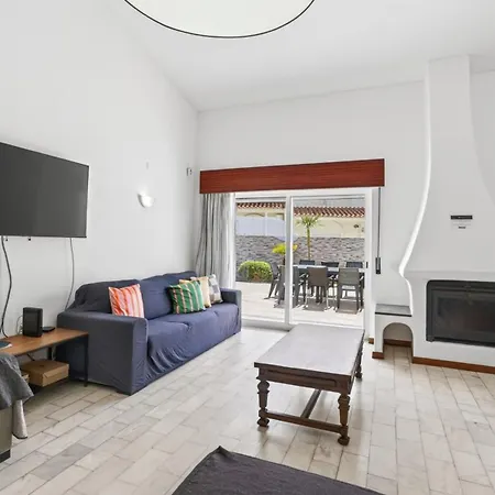 Dom wakacyjny Casa Marina Near By Lovelystay