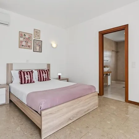 Casa Marina Near By Lovelystay Semesterbostad Albufeira