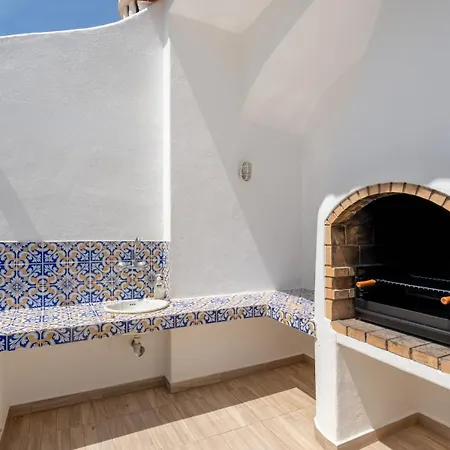Casa Marina Near By Lovelystay Semesterbostad *